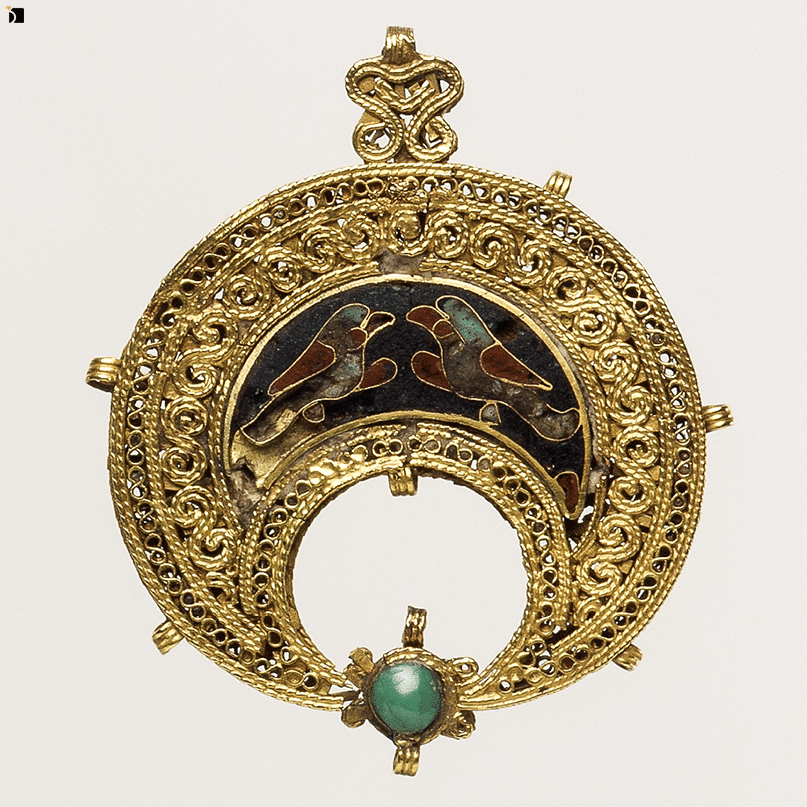 Image showing Crescent Shaped Pendant with Confronted Birds