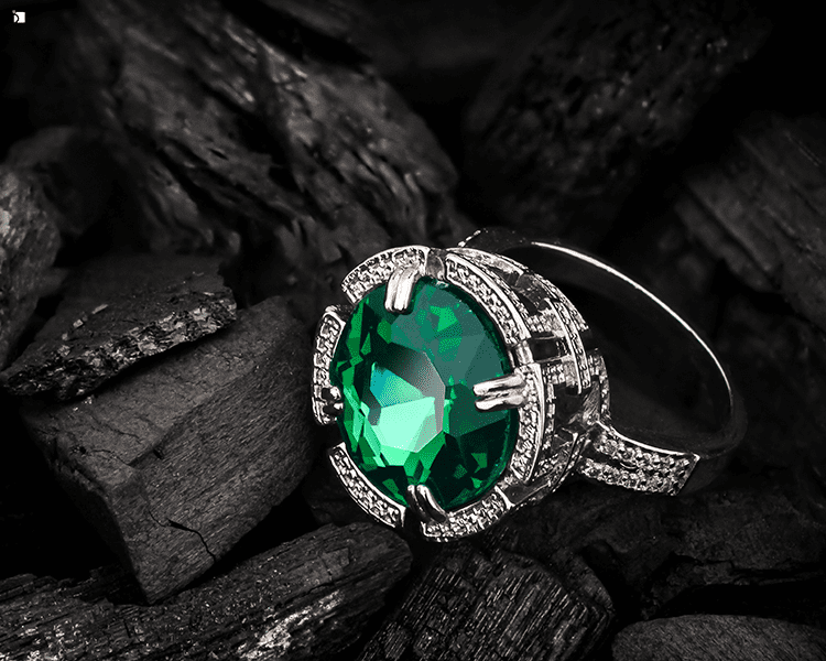 Restored Fine Jewelry Green Tourmaline Ring Feature