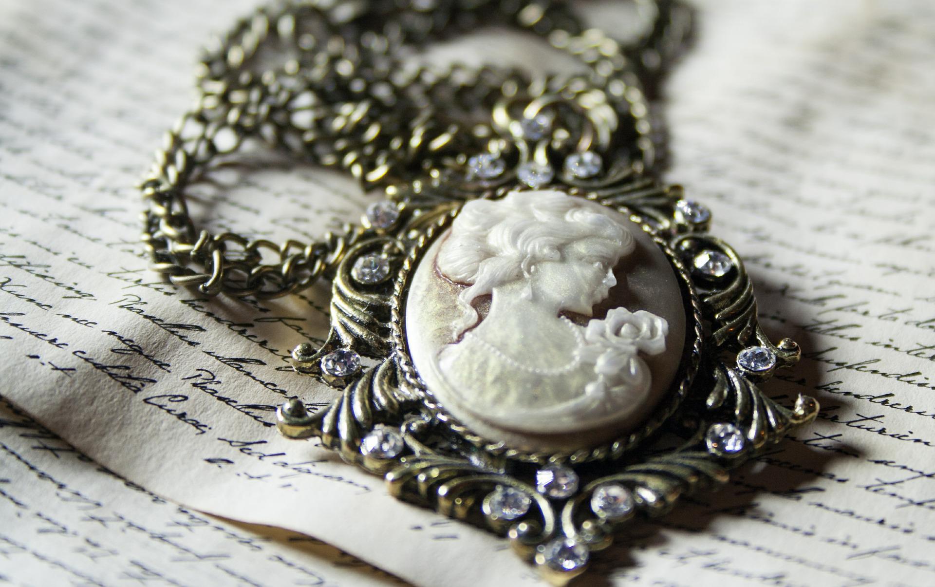 Antique Jewelry