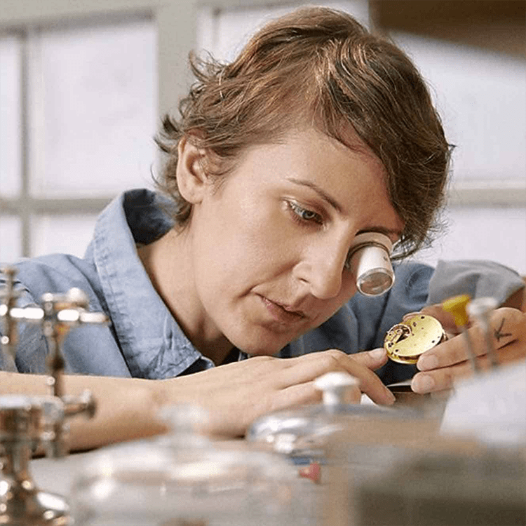 Rebecca Struthers Watchmaker Historian at Work with Movement Featured Image Worn & Wound
