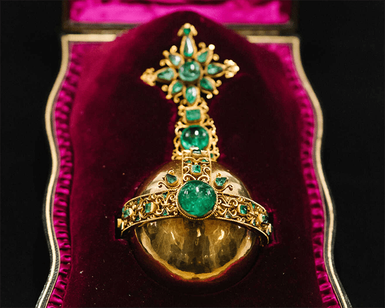 Muzo's Collection of Shipwrecked Emeralds Recovered Royal Orb Feature Image National Jeweler
