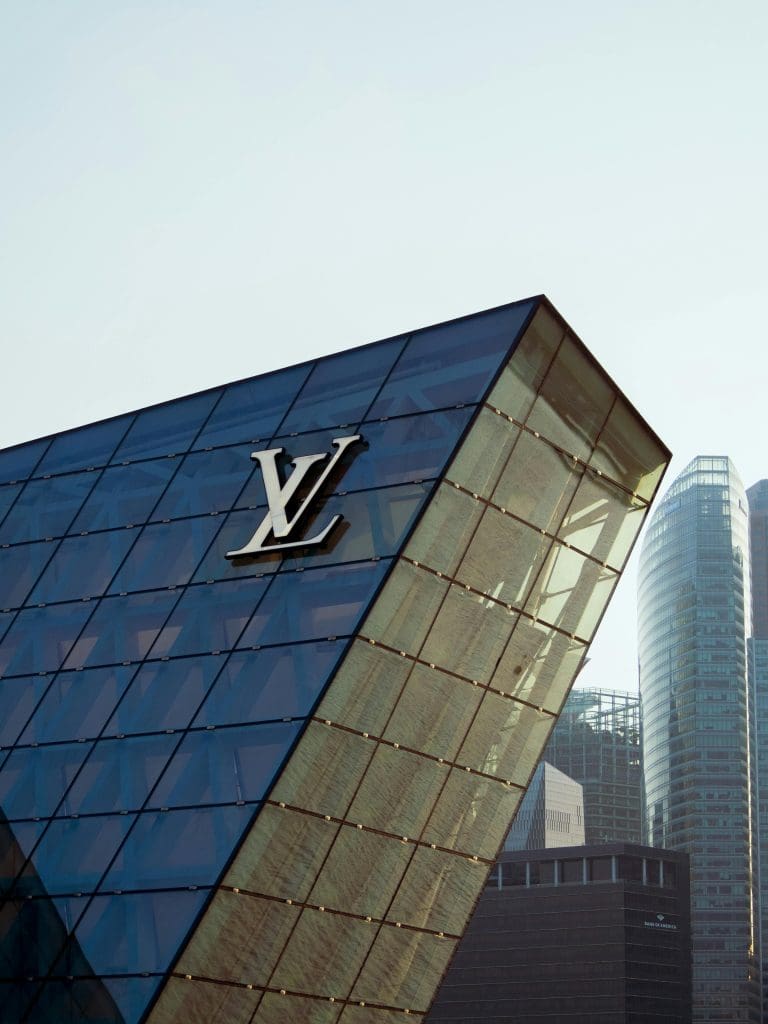 Image of Louis Vuitton store in Singapore
