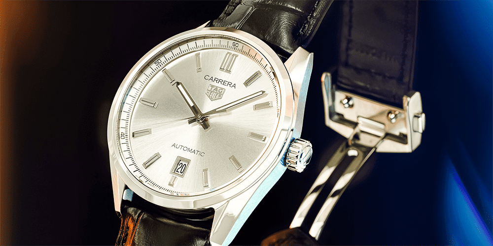 Carrera Tag Heuer Wrist Watch on Display Repair Services