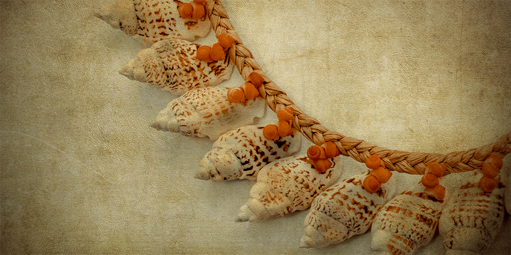 GP Beyond Antique The Oldest Jewelry in the World Shell Necklace Featured Image